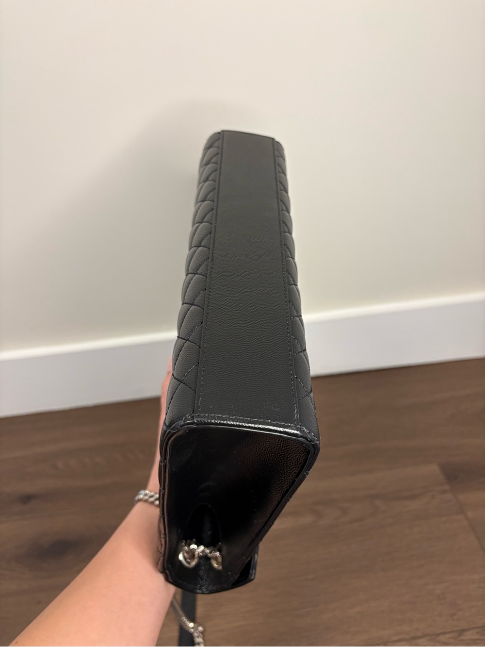 Saint Laurent Black Quilted Chevron and Diamond Envelope Shoulder Bag - Picture 8 of 15